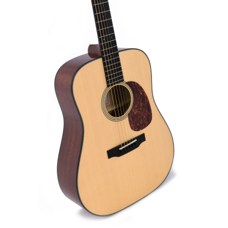Sigma Guitars DM-18
